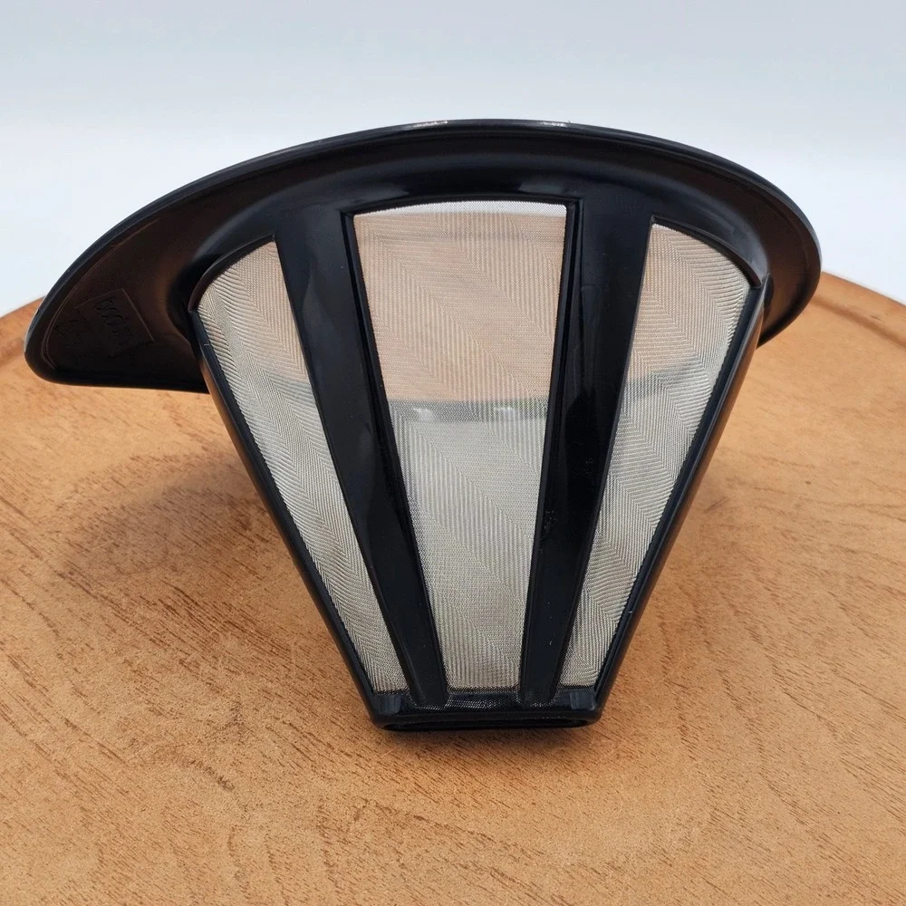 Bodum Pour Over Coffee Maker 34oz 8 Cup Glass Carafe Permanent Filter Black